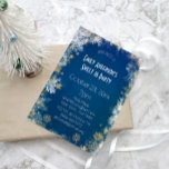 Convite Noivo de Silver Dourado Blue Sweet 16<br><div class="desc">Este Convite de aniversário Sweet 16 apresenta um elegante tema Maravilha de inverno com o tema Snowflake design. Este item é mostrado em papel padrão, mas pode ser personalizado para qualquer papel colorido que você desejar. Há muitas opções para personalização! Insira suas próprias informações ou personalize-as para remover qualquer elemento...</div>