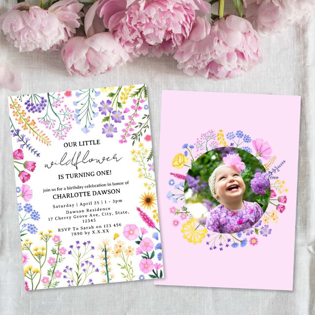 Convite Nossa Pequena Garota Selvagem Foto do Primeiro Ani (Our Little Wildflower Girl First Birthday Photo Invitation)