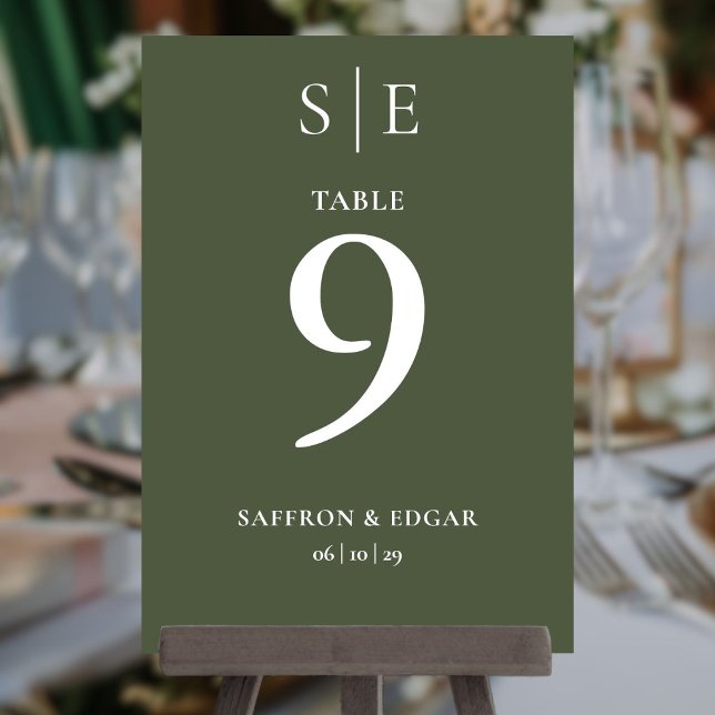 Convite Número da Mesa Casada do Monograma Verde Oleícola (Olive Green Monogram Wedding Table Number)