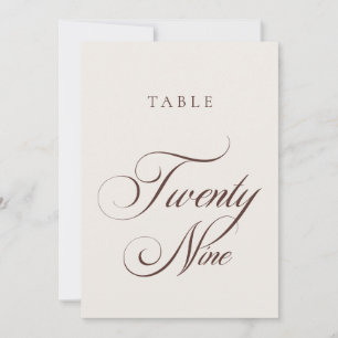 Convite Número de Mesa de Casamento em Caligrafia Marrom C