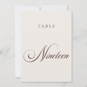 Convite Número de Mesa de Casamento em Caligrafia Marrom C