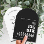 Convite O arco de Festa de aniversário BIG 60th<br><div class="desc">Jogando uma festa de aniversário 60ª marco? Envie um convite para que os convidados fiquem animados para a sua festa. "O BIG SEX ohhhhhh!" - (mais idades feitas em nossa coleção ou mudando para qualquer idade e qualquer fundo colorido na frente e personalize seus detalhes do partido no verso. CORRESPONDENTE...</div>