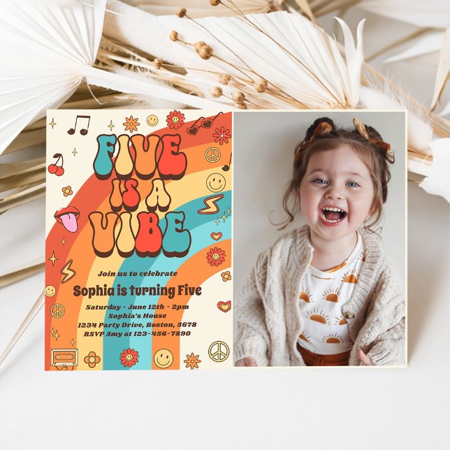 Convite O Arco-Íris 5 é um Aniversário do 5 Vibe Groovy (Criador carregado)