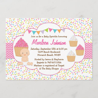 Convite O bebê do cupcake polvilha a menina do rosa do