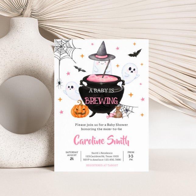 Convite O Bebê do Dia das Bruxas Rosa, Fantasma, está a cr (Baby is Brewing Baby Shower Invitation
)