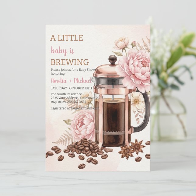 Convite O Bebê está Preparando Café Chá de Bebê (Em pé/Frente)