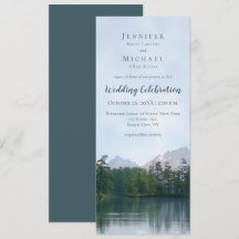 O lago no casamento da natureza russa das montanha