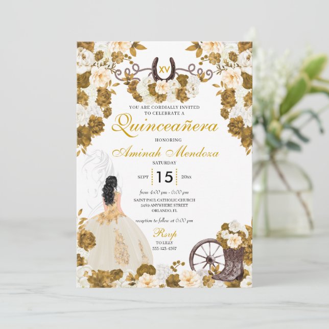 Convite Oeste Dourado Ivory Charro Cowgirl Quinceañera (Em pé/Frente)