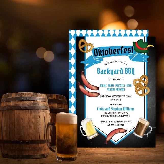 Convite Oktoberfest Bavarian Beer Backyard Party (Partido  (Oktoberfest Bavarian Beer Chalkboard Design Backyard BBQ Party Invitation)