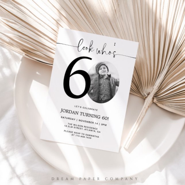Convite Olha quem tem 60 anos | Foto 60th Birthday Invite (Criador carregado)
