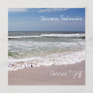 Convite Ondas Batem na Praia Arenosa