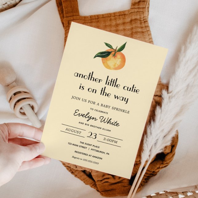 Convite Outra pequena gracinha está no caminho Baby Sprink (Criador carregado)