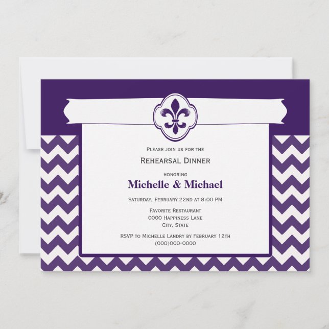 Convite Padrão Chevron Fleur de Lis Evento Roxo Branco (Frente)
