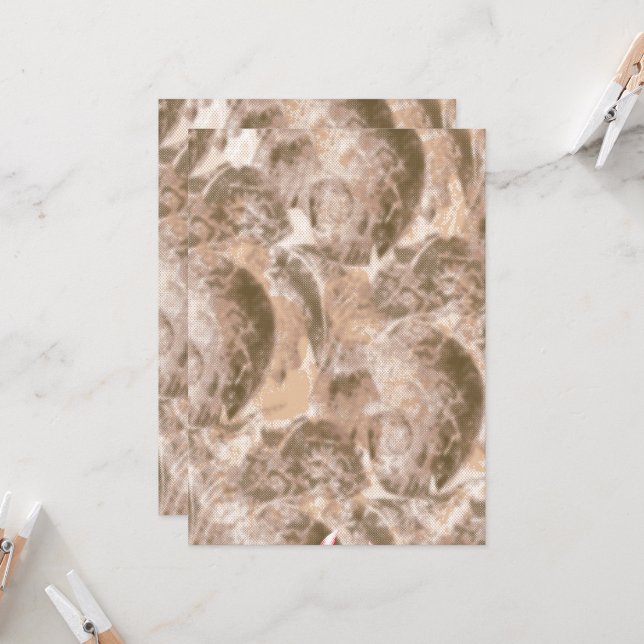 Convite Padrão têxtil com um fundo bege texturizado (Frente/Verso In Situ)