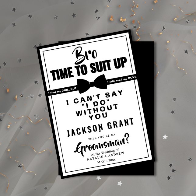 Convite Padrinho de casamento de terno branco e preto clás (Classic Black & White Tuxedo Suit Up Groomsman Invitation )