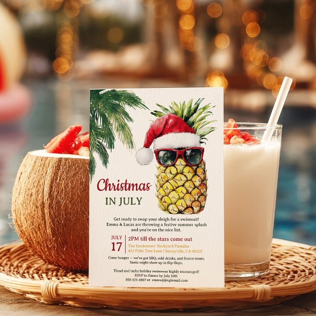 Convite Papais noeis de abacaxi divertidos Natal em julho  (Fun Pineapple Santa Christmas in July Summer Party Invitation)