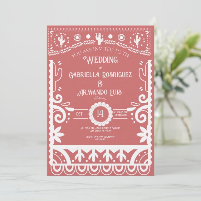 Convite Papel Picado Coral Pink & White Wedding Invitation (Em pé/Frente)