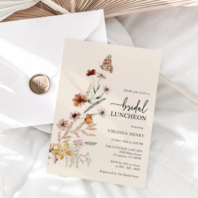 Convite para Almoço Floral de Noiva (Boho Wildflower and Butterfly Floral Bridal Luncheon Invitation by Painted Paperie
)