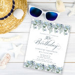 Convite para aniversário de 30 anos Floral Azul Du<br><div class="desc">Flores azuis poeirentas criam bordas de cima e de baixo neste elegante convite de aniversário. A caligrafia clássica adiciona um belo toque. Este item é parte da coleção floral de Azul Dusty.</div>