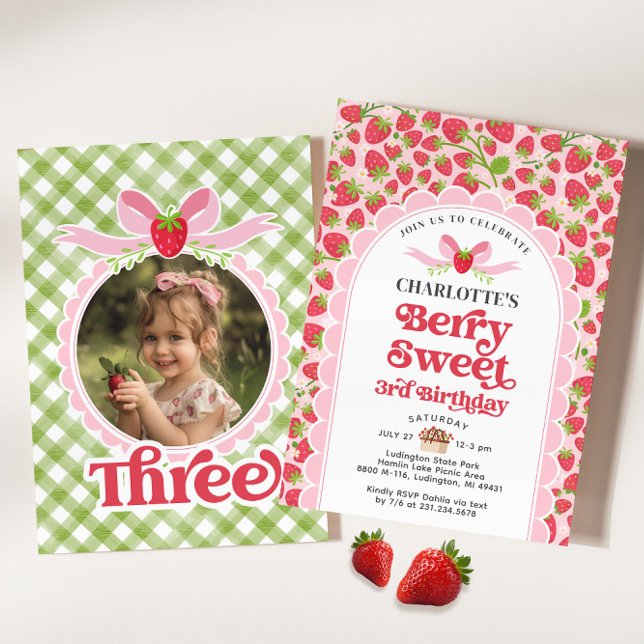 Convite para aniversário de 3 anos de morango Berr (Berry Sweet Strawberry 3rd Birthday Invitation)