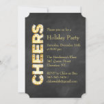 Convite para Férias de Chalkboard<br><div class="desc">"Cheers" escrito em luzes marqueadas vintage em um fundo de quadro,  acentua este Convite do Partido Feriado,  dando-lhe uma aparência de moda e moda.</div>