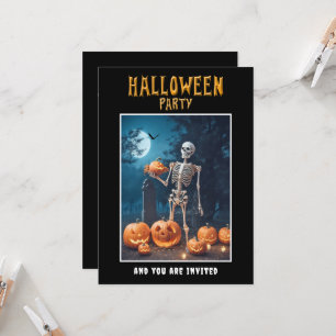 Convite para Festa de Halloween Esqueleto segura A
