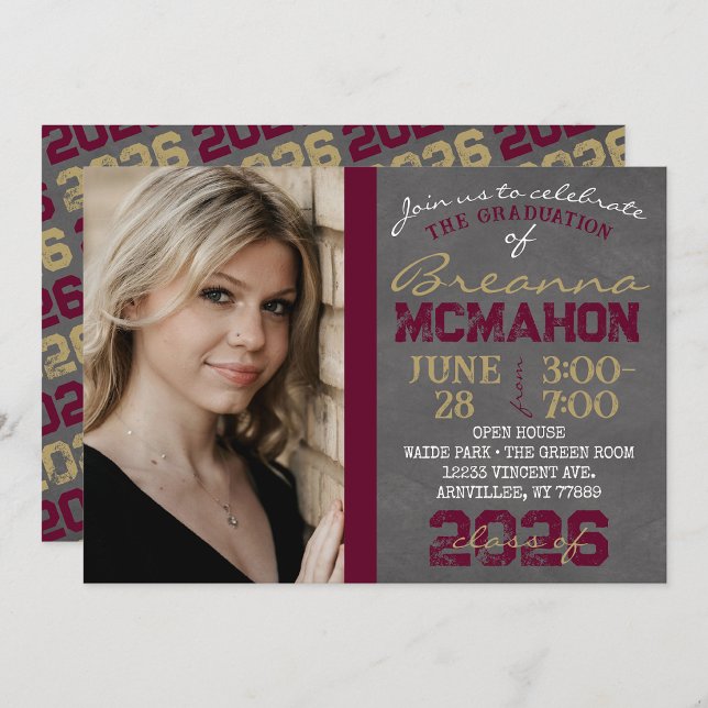 Convite Para Graduação De Chalkboard Dourado E Bur (Repeating Class Year Chalkboard Graduation Photo Invitations)