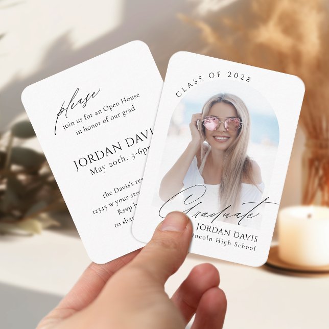 Convite para Graduação de Fotos de Arch de Script  (Mini Elegant Script Arch Photo Graduation Invite)