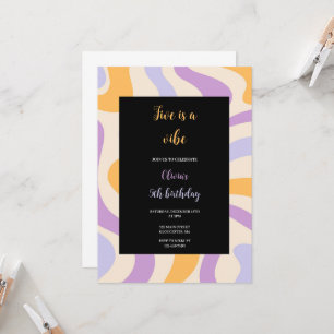 convite para o aniversário de groovas azuis, roxas