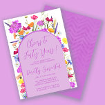 Convite Parte aniversário de 40 anos de flor selvagem roxa<br><div class="desc">Um arco de Boho roxo rodeia seus detalhes de aniversário de 40 anos. Flores silvestres coloridas adicionam um toque floral em roxo, amarelo alaranjado e vermelho. A escrita moderna também em roxo adiciona uma vibração de tendência que também é feminina. O dorso é roxo profundo com um sutil padrão de...</div>
