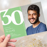 Convite Partido aniversário de 30 anos de Fotografias Verd<br><div class="desc">Crie memórias duradouras na sua cesta aniversário de 30 anos com estes convites de festas de aniversários verdes brilhantes! Apresentando uma fonte grande e ousada serif que mostra o número '30', uma foto do aniversariante / menina, e um modelo moderno que é fácil de personalizar, esses convites irão capturar o...</div>