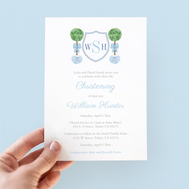 Convite Partido Cristão Monograma de Tópicos Inteligentes (Preppy Three Letter Monogram Christening Invitation For Boy With Watercolor Boxwood Topiary Details)