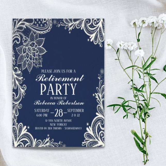 Convite Partido da Reforma Azul do marinho de renda branca (elegant white lace navy blue Retirement Party Invitation)