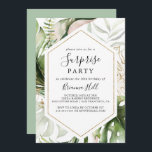 Convite Partido de Surpresas Tropicais Geométricas Dourada<br><div class="desc">Este convite de festas de surpresa tropical de ouro geométrico é perfeito para um aniversário moderno,  aposentadoria ou qualquer festa surpresa. O design apresenta ouro de aquarela pintada à mão e palmeiras verdes e folhas de bananeiras com flores cor-de-rosa amontoadas em buquês,  enfeitando um quadro geométrico.</div>