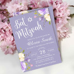 Convite Pastel Purple Floral White Script Bat Mitzvah<br><div class="desc">Convite De Bat Mitzvah,  Script Branco Floral Púrpura Pastel</div>