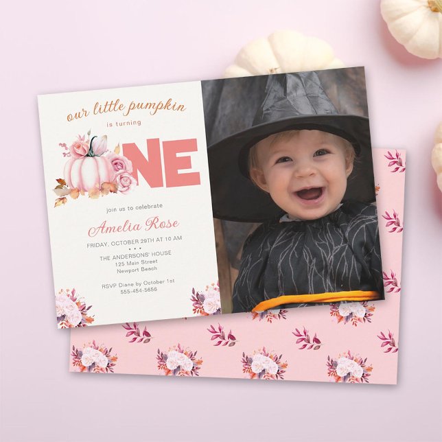 Convite Pequenas Rosas Rosa-Pumpkin Caiam Folhas primeiro  (our little pumpkin is turning one pink roses floral elegant rustic cute sweet watercolor calligraphy)