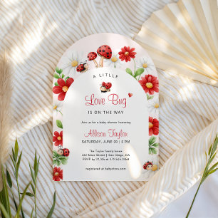 Convite Pequeno Arco Floral de Baby Shower da Ladybug Amor