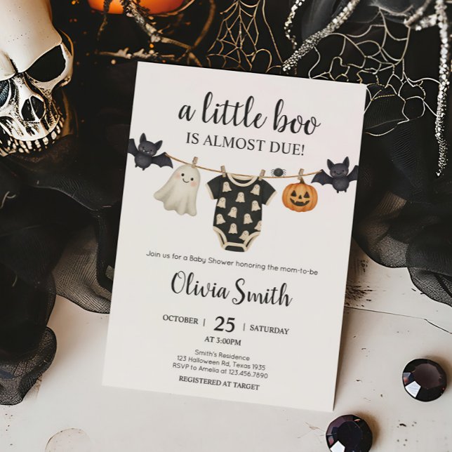 Convite Pequeno Chá de fraldas de Linha de Fechamento (Little Boo Halloween Clothesline Baby Shower Invitation)