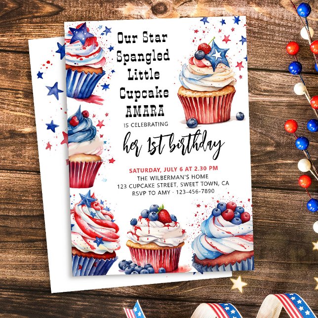 Convite Pequeno Cupcake com Espingarda Estelar Qualquer An (Fourth of July themed kids birthday invitation with red white and blue cupcakes)