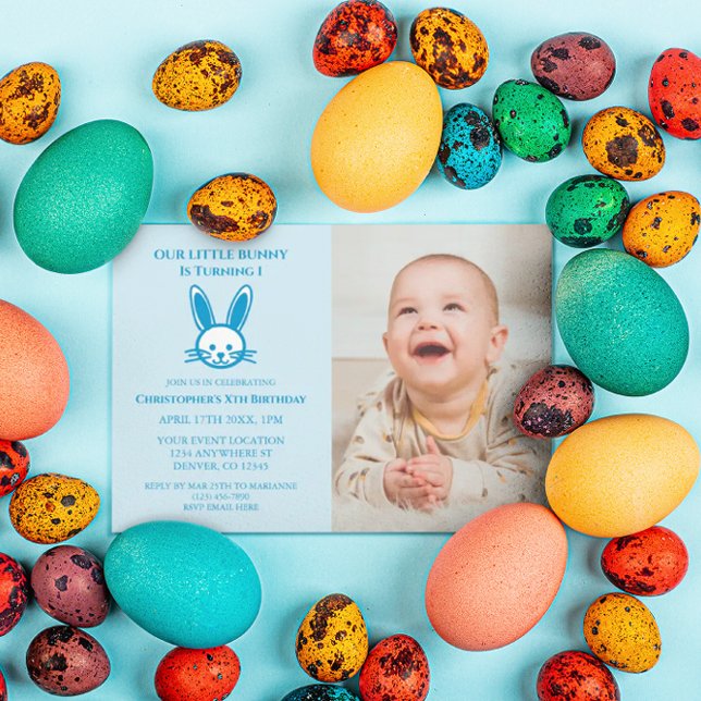 Convite Pequeno primeiro aniversario Bunny (Criador carregado)