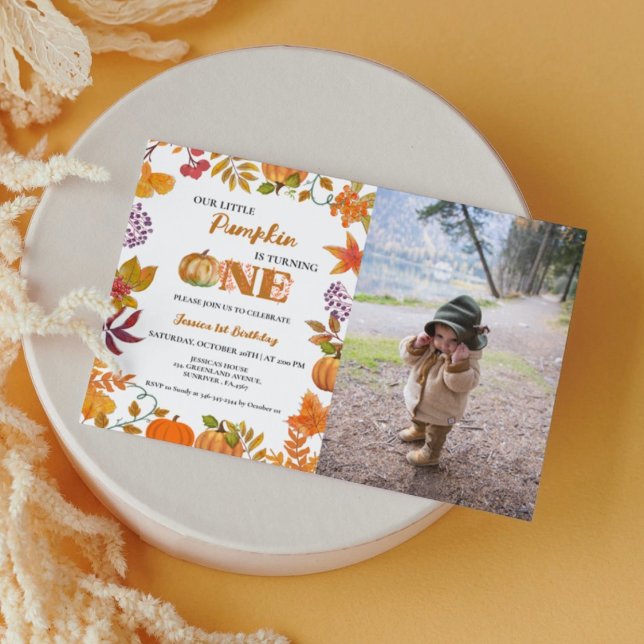Convite Pequeno Pumpkin está virando um primeiro aniversar (Criador carregado)