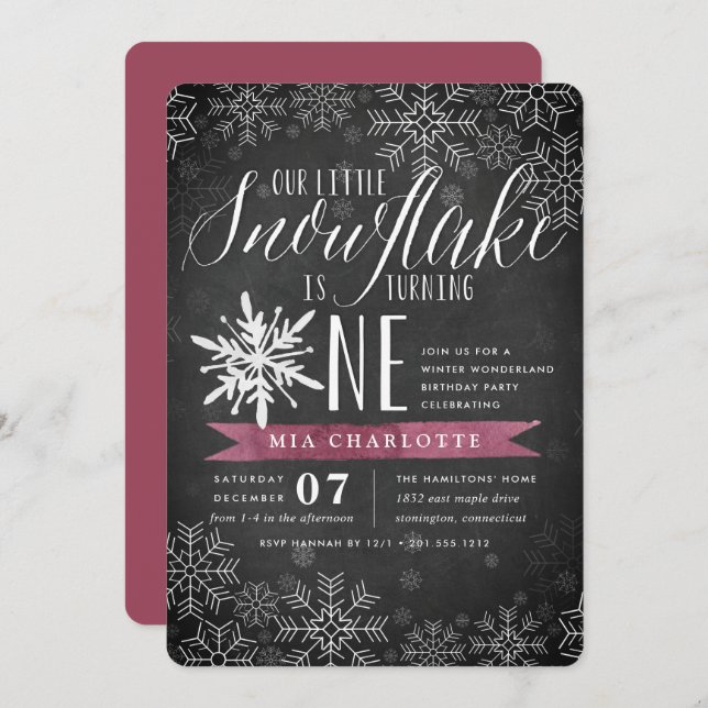 Convite Pequeno Snowflake Plum Chalkboard Primeiro Anivers (Frente/Verso)
