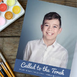Convite Personalizado Simples para Fotografias do<br><div class="desc">Design é composto por tipografia sans serif e por tipografia cursiva de escrita lúdica sobre um fundo simples. Adicionar uma foto horizontal personalizada. Disponível aqui: http://www.zazzle.com/store/selectpartysupplies</div>