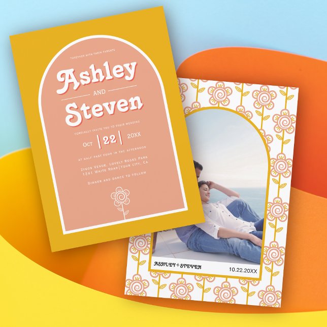 Convite Pêssego de penteado retrô e casamento amarelo dos  (Criador carregado)