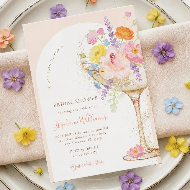 Convite Petals & Prosecco Arch Bridal Shower Invitation (Criador carregado)