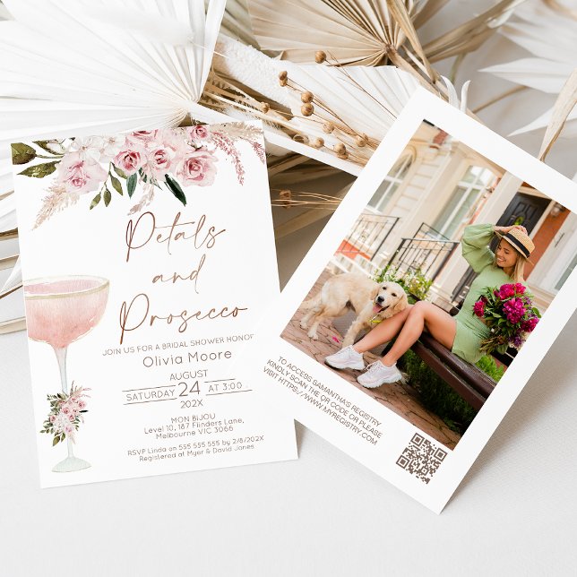 Convite Petals Prosecco QR Code Boho Floral Chá de panela (Bohemian petals and prosecco bridal shower invitation with champagne glass, QR code and photo.)