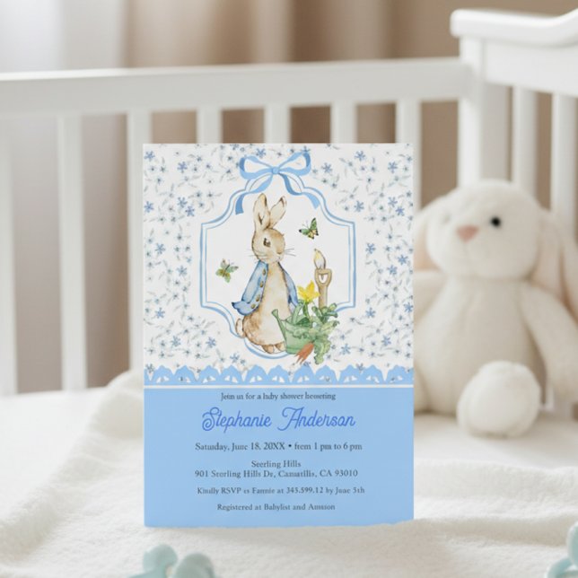 Convite Peter Rabbit Blue Floral Baby Shower Invitation (Criador carregado)