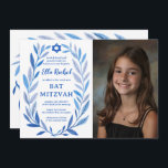 Convite PHOTO QR Bat Mitzvah, PERSONALIZADO A Cores Aquáti<br><div class="desc">Cartão perfeito para anunciar um morcego mitzvah, bar mitzvah ou outra celebração judaica! A mão desenhou uma delicada arte de trama de folha para você! TOTALMENTE PERSONALIZÁVEL! Clique em "Personalizar" acima para editar o texto, adicionar sua foto e adicionar seu link ao código QR. Clique em "editar usando a ferramenta...</div>