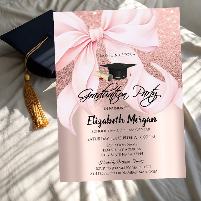 Convite Pink Bow Grad Cap Rose Gold Glitter Graduation (Criador carregado)