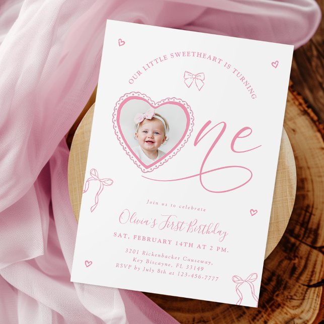 Convite Pink Bow Sweetheart First Birthday Invitation (Criador carregado)